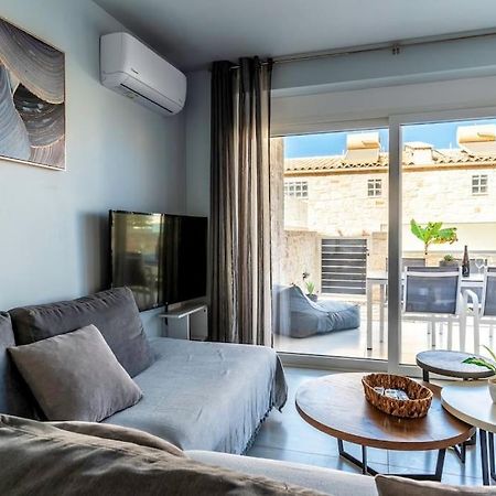 Zefyros Suite , Seafront Retreat ! Pánormos Esterno foto