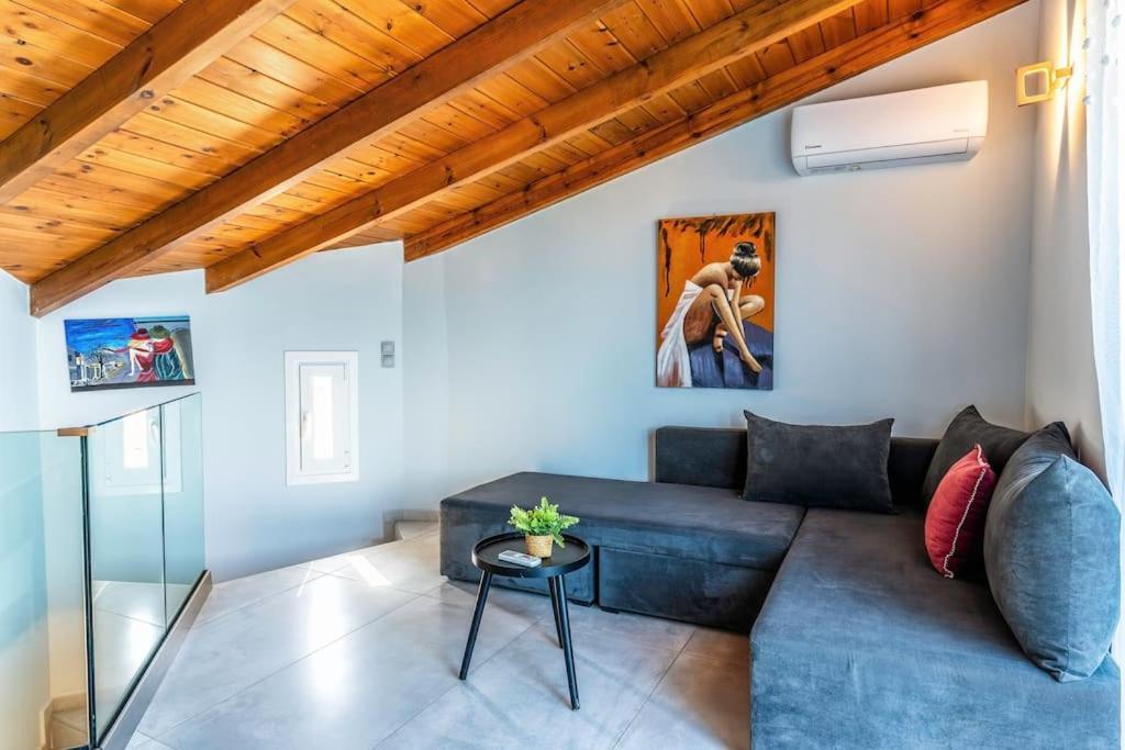 Zefyros Suite , Seafront Retreat ! Pánormos Esterno foto