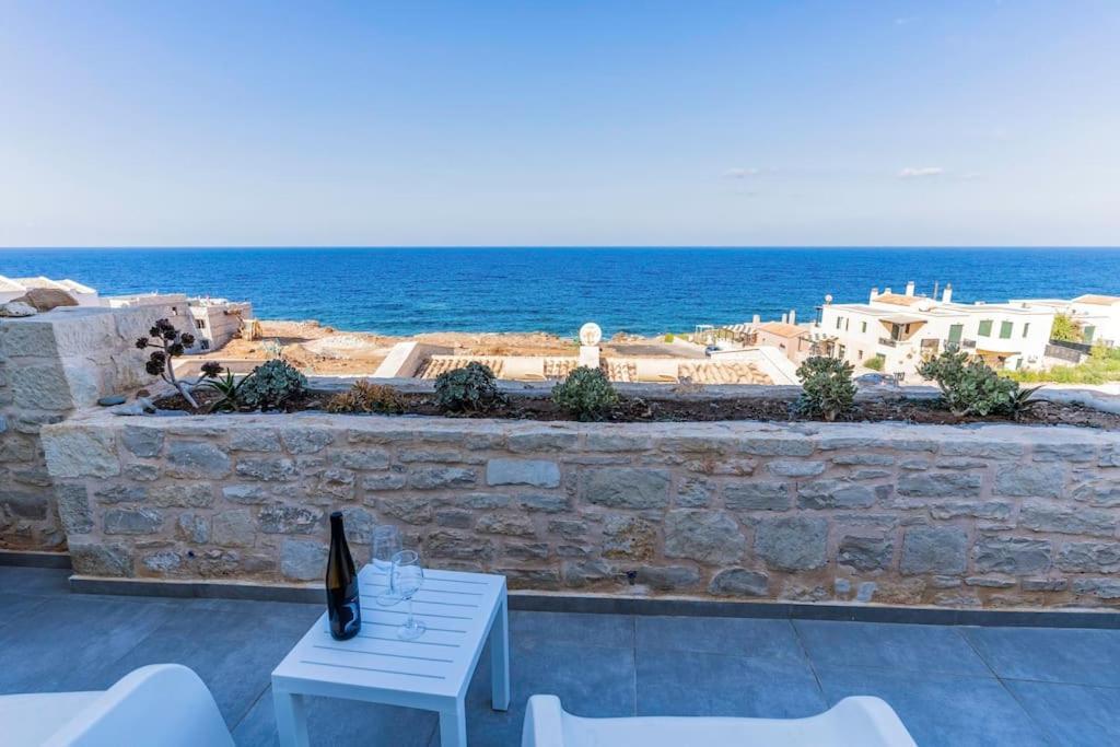 Zefyros Suite , Seafront Retreat ! Pánormos Esterno foto