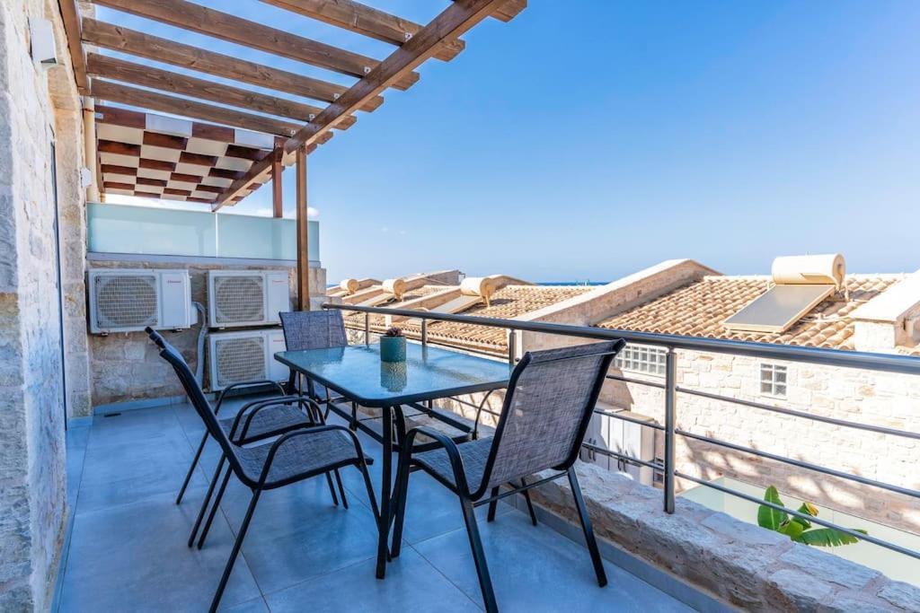 Zefyros Suite , Seafront Retreat ! Pánormos Esterno foto
