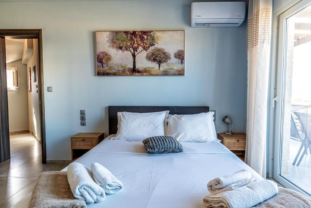 Zefyros Suite , Seafront Retreat ! Pánormos Esterno foto